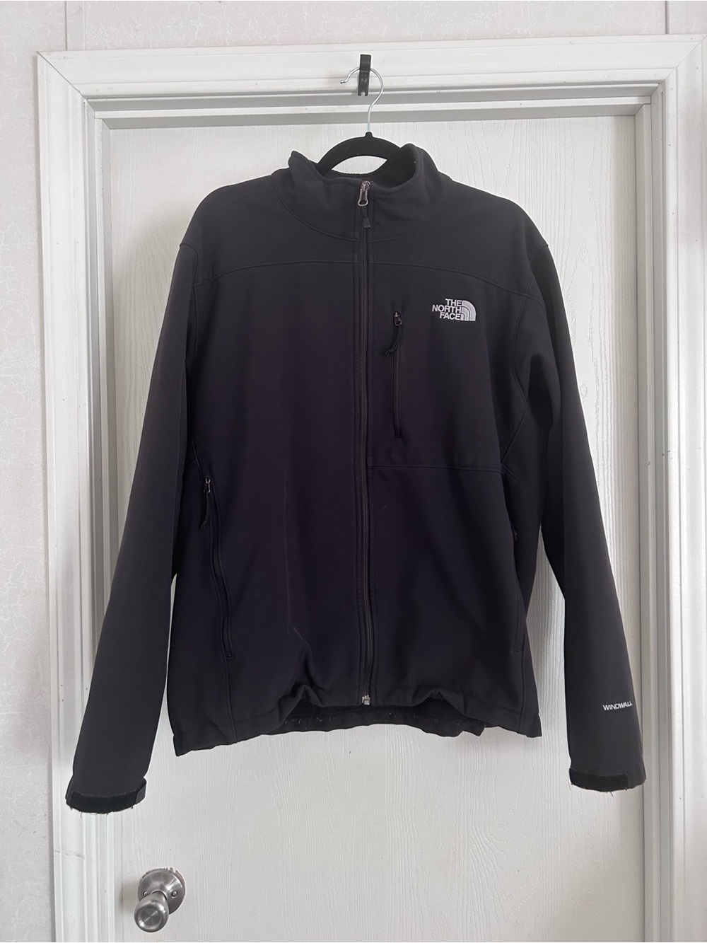 The North Face | Men’s Black Softshell Jacket | Size Large